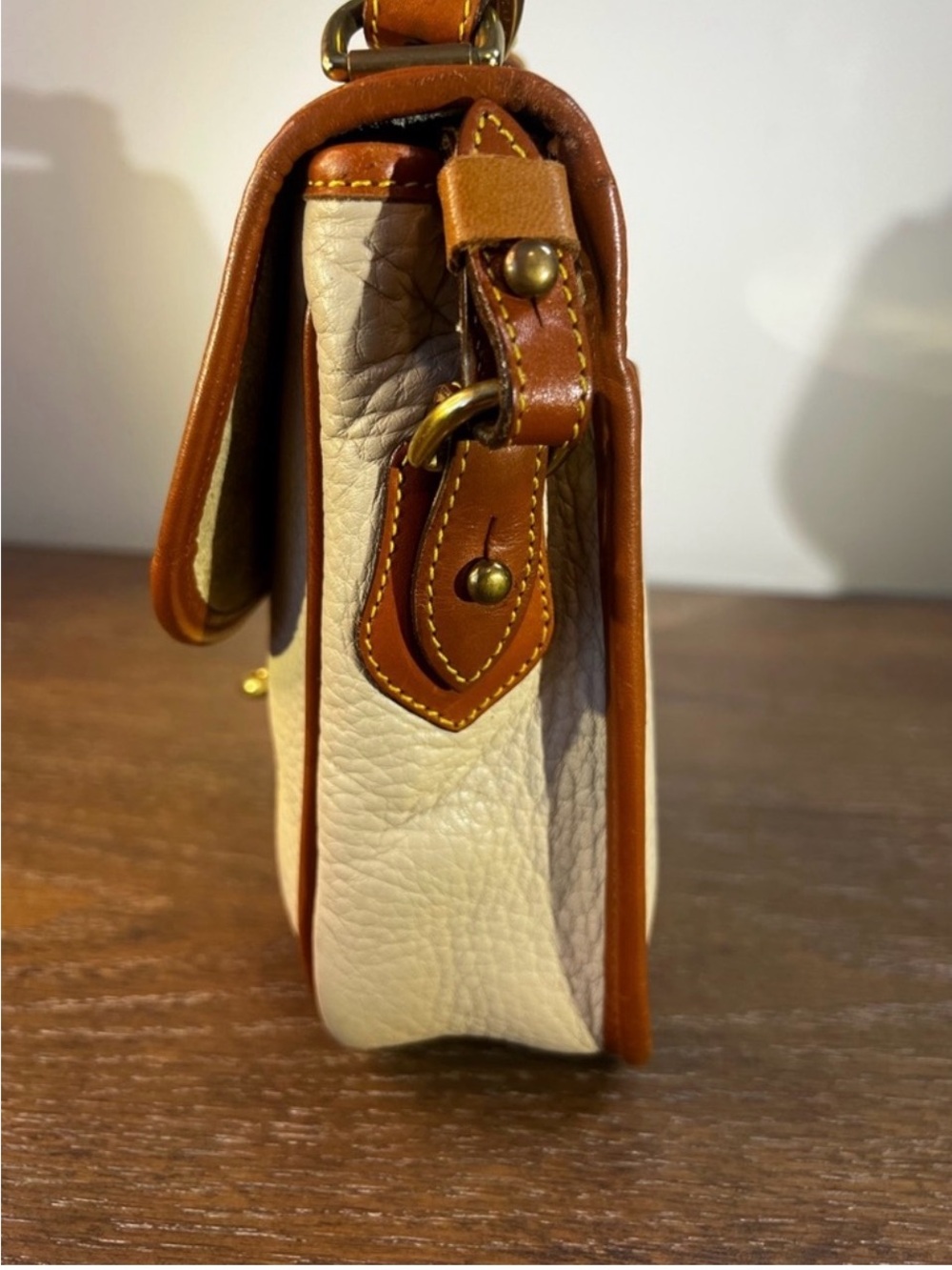 Vintage Dooney & Bourke AWL Square Carrier Crossbody Top Handle Bag USA British - Picture 5 of 16